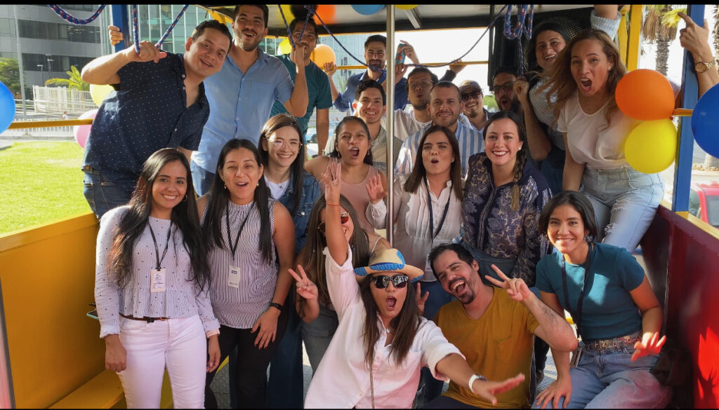 Chiva Farrera Bailable Markaplan