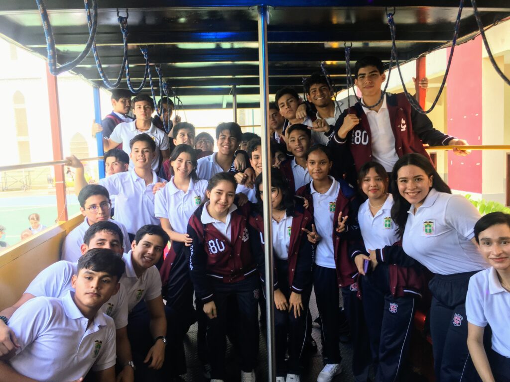 Colegio cristobal Colón